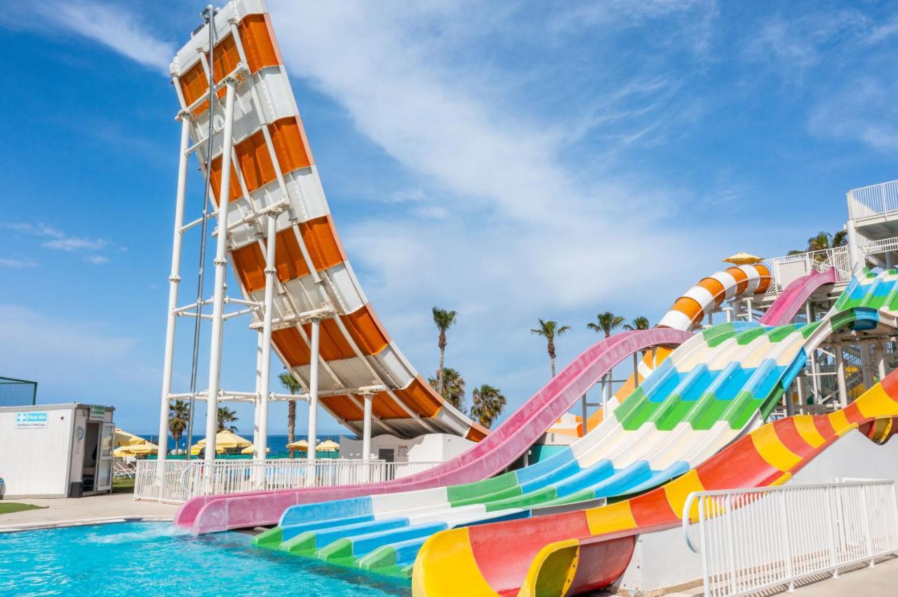 Leonardo Laura Beach & Splash Resort Klorakas Buitenkant foto
