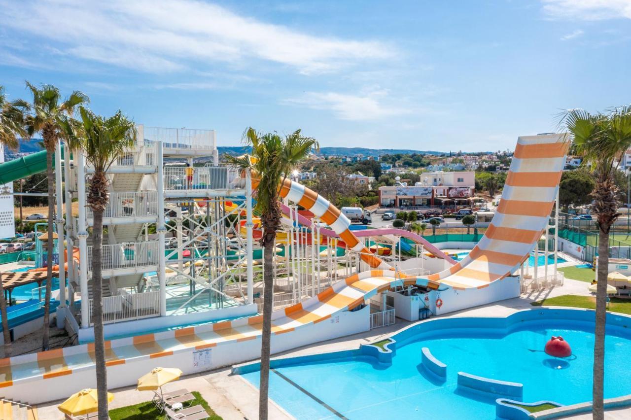 Leonardo Laura Beach & Splash Resort Klorakas Buitenkant foto