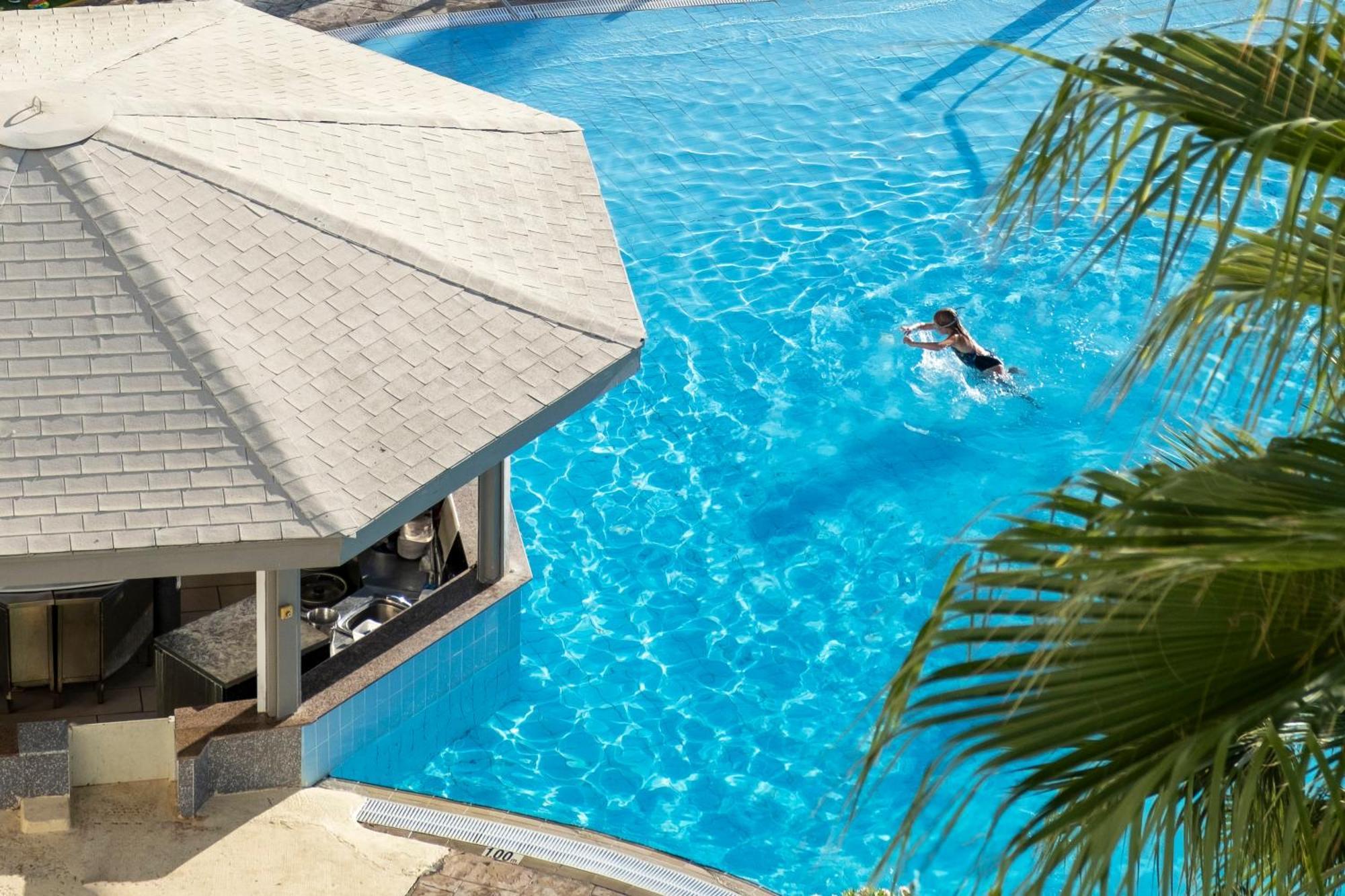 Leonardo Laura Beach & Splash Resort Klorakas Buitenkant foto