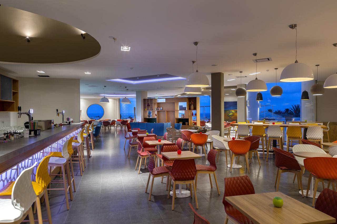 Leonardo Laura Beach & Splash Resort Klorakas Buitenkant foto